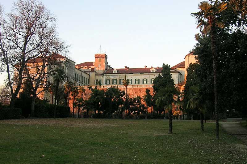 Castello di Masino